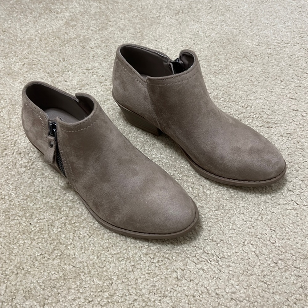 Falls Creek | memory foam tan booties